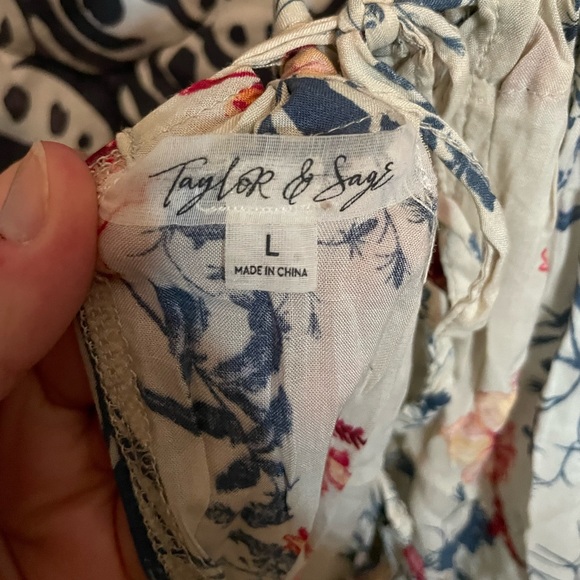 Halter tank top - Picture 5 of 5